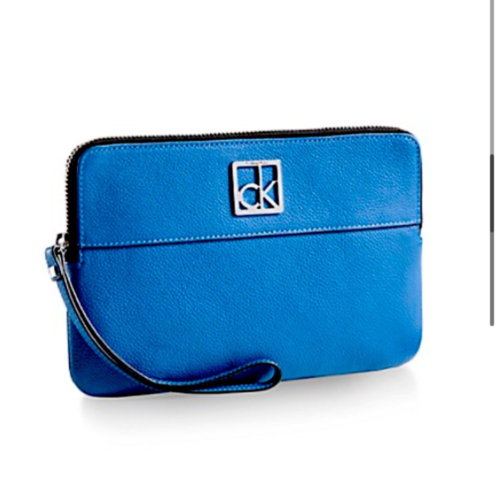 💙 CALVIN KLEIN 💙 COWHIDE PEBBLE LEATHER SCARLETT KATY CLUTCH NWT